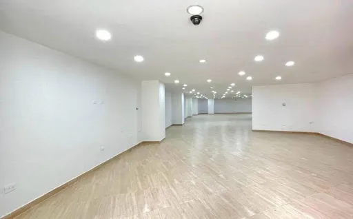 Locales En Arriendo Los Colegios 643-8292350
