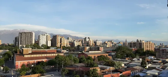 Impecable! Muy Cómodo, Práctico Con Estacionamiento Y Bodega