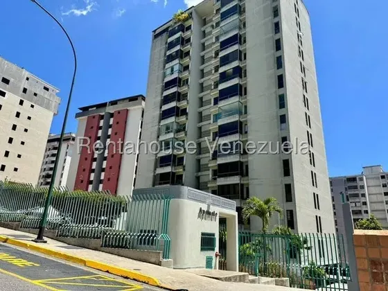 Oportunidad En Venta Las Minas 90,37m2 3 Hab / 2 Baños. Apt. Para Remodelar En Urbanización Privada. Al Lado Del C.c. La Colina, Comercios, Colegios Y Canchas Deportivas. Ideal Familias.