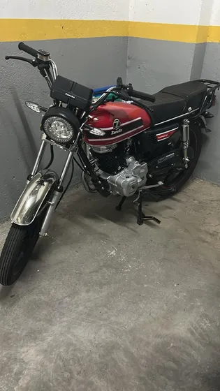 Sapucai 200 Full   Como Nueva  Únicamente 1900 Km