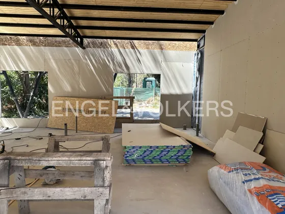 Local Comercial En Los Lirios