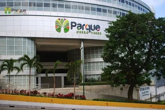 Se Alquilan 7 Oficinas En C.c.p Cerro Verde