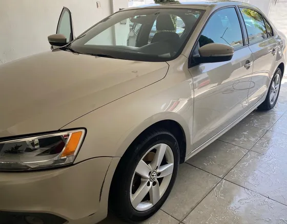 Volkswagen Jetta 2.5 Style Active At
