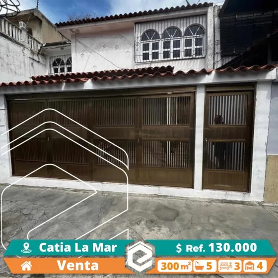 Hermosa Casa De 2 Niveles Buena Distribución En Catia La Mar