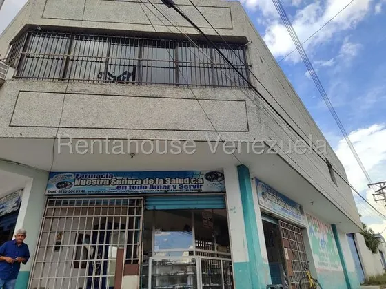 Jv Local En Alquiler Ubicado En Esquina Con Amplios Espacios Para Tu Emprendimiento Centro De Guacara 