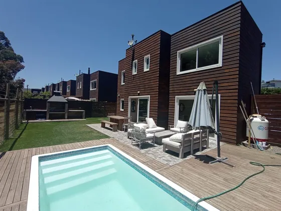 Casa En Venta De 3 Dorm. En Puchuncaví