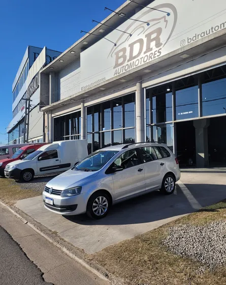 Volkswagen Suran 1.6 Trendline 11b