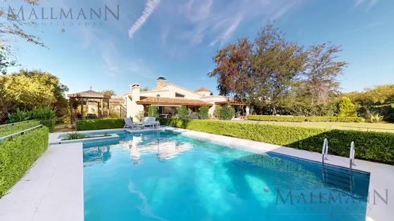 Casa En Venta 4 Dormitorios Estancias Golf