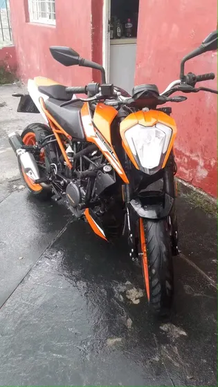 Buena Condición E