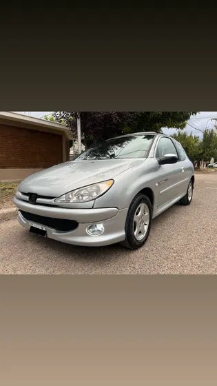 Peugeot 206 1.6 Quiksilver