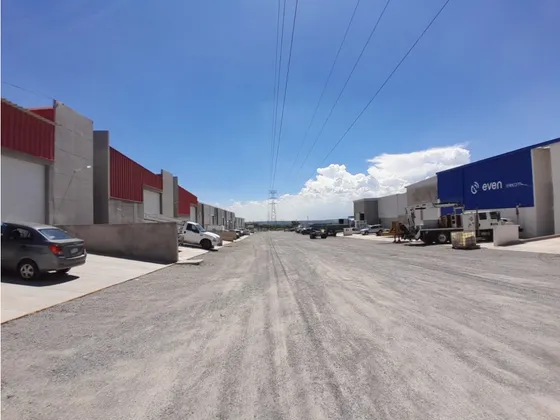 Bodega En Preventa De 1500m2 En Querétaro, Corregidora.