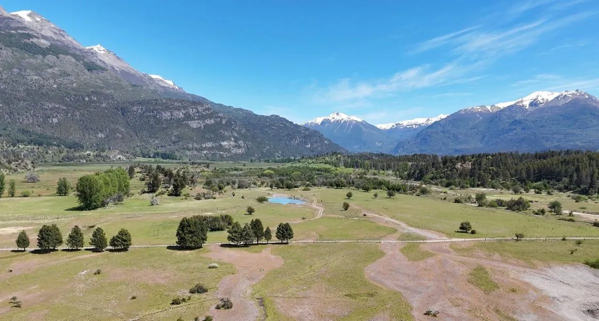 13.86 Ha - Lodge, Viñedo-Patagonia Trevelin