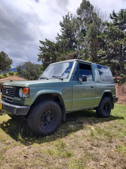 Mitsubishi Montero 2.6 L042 Cabinado