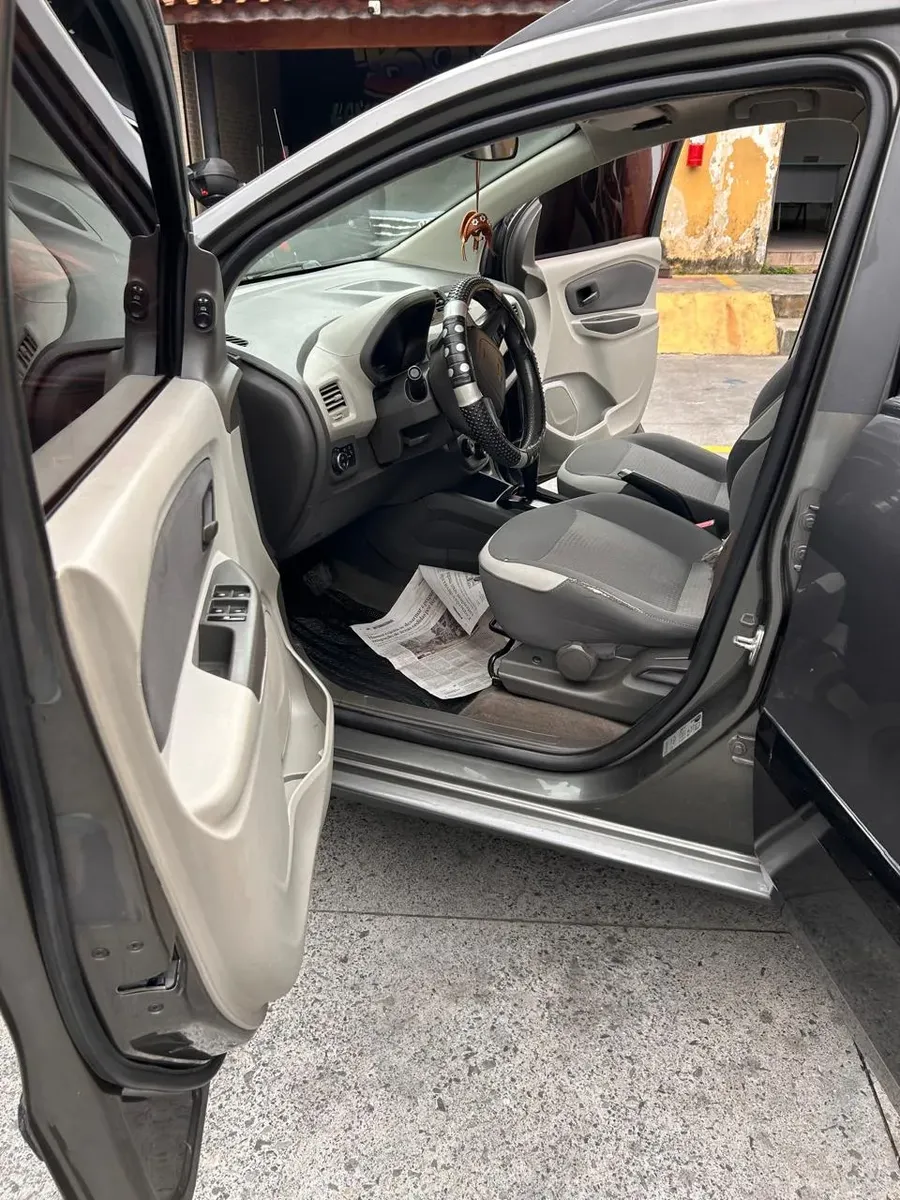 Chevrolet Spin 2014 1.8 At Lt Adv 7l — foto 8
