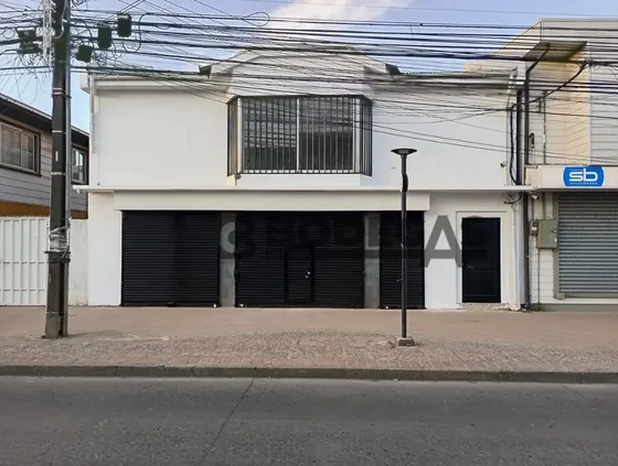 Arriendo Local Comercial 251m² Calle Esmeralda - Arauco