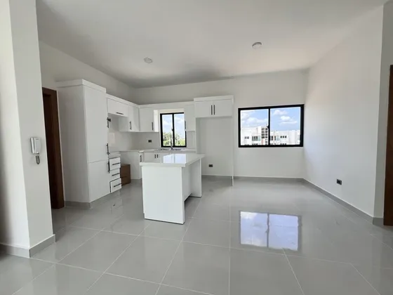 Hermoso Apartamento Con Terraza En Renta, San Francisco De Macorís