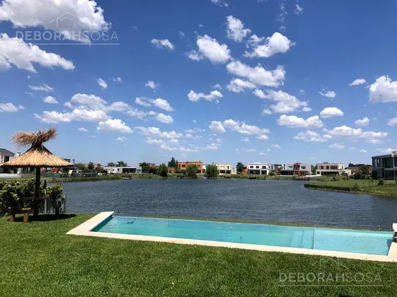Casa En Venta 4 Ambientes Al Agua Con Pileta Barrio El Canton Escobar Zona Norte