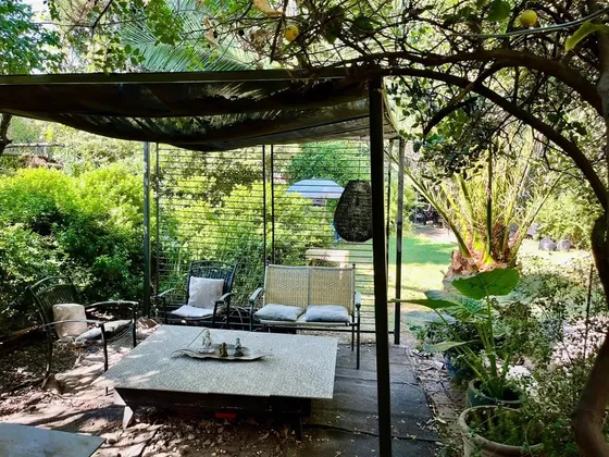 Casa En Venta De 5 Dorm. En La Reina
