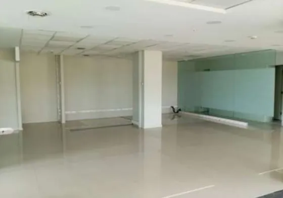 Excelente Oficina Ubicada En Nueva Las Condes