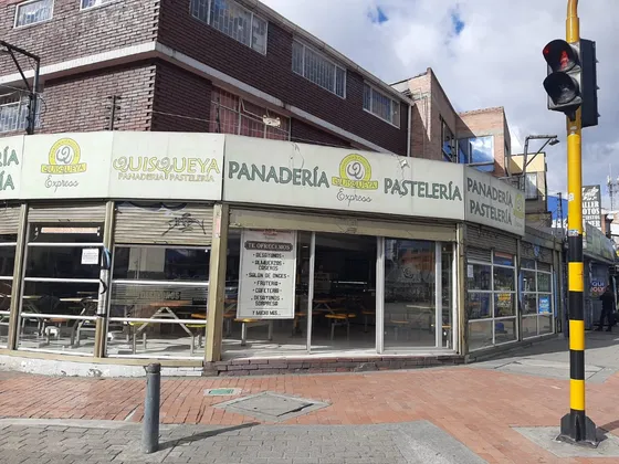 Se Vende Panaderia Restaurante, Acreditada, Esquinera.