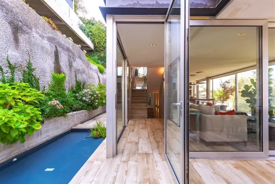 Casa En Arriendo De 4 Dorm. En Las Condes