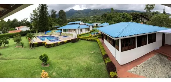 Finca En Lago Calima