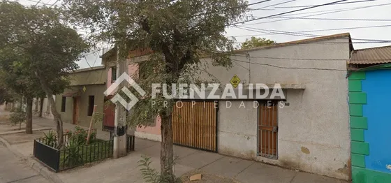 Casa En Venta De 3d/1b En San Miguel
