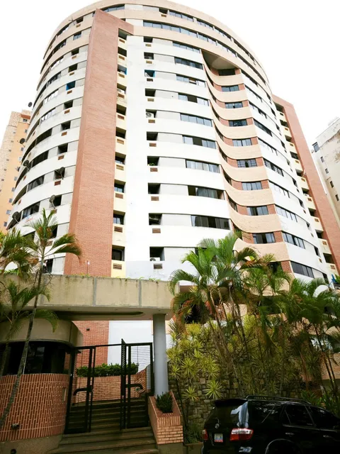 Lm Vende Apartamento En Residencias Don Manuel, El Parral.