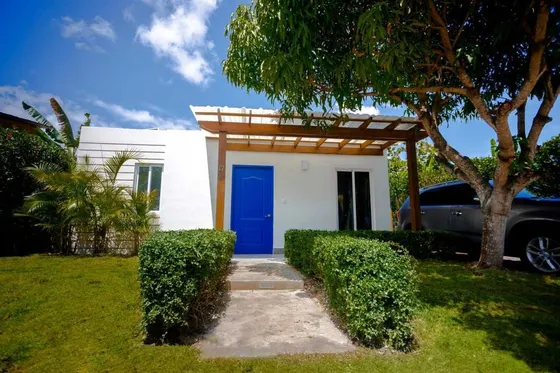 Casa De 3 Habitaciones Amueblada En Alquiler En Ciudad La Palma Punta Cana