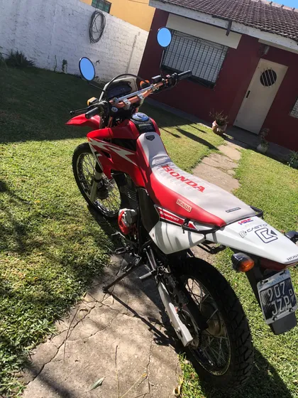 Honda Tornado Xr 250 Excelente Estado, Muy Poco Uso