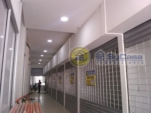 Excelente Local En Pasaje Comercial Cod. 19481