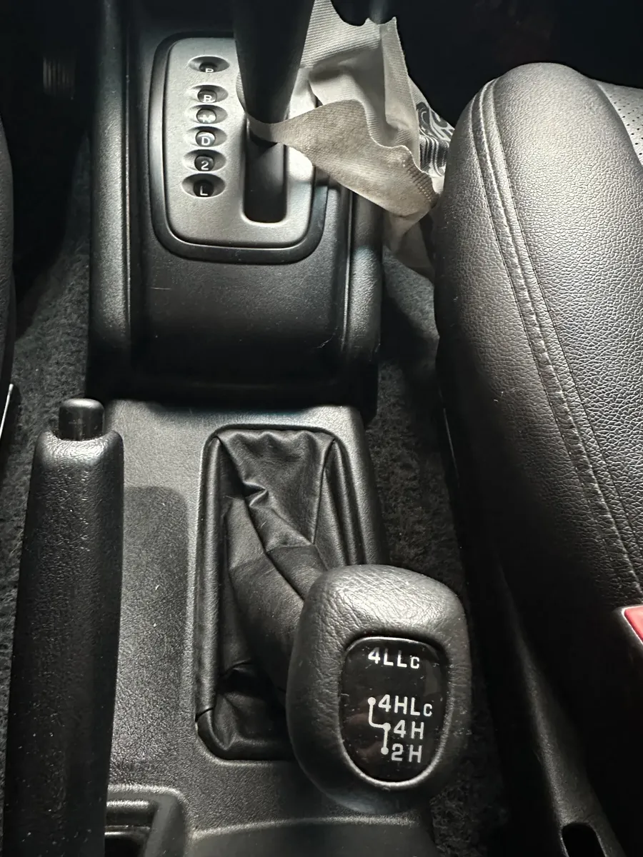 Mitsubishi Pajero Tr4 2010 2.0 Flex Aut. 5p — foto 2