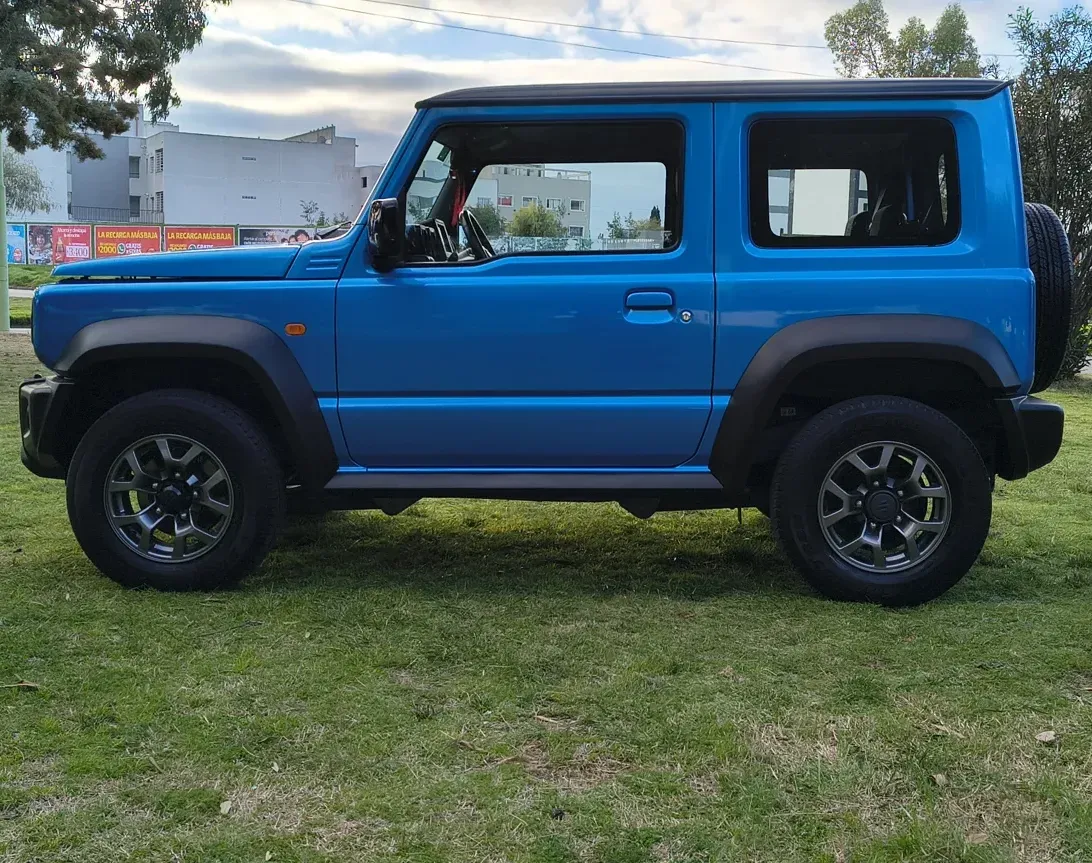 Suzuki Jimny 1.5 GLX AT Bitone