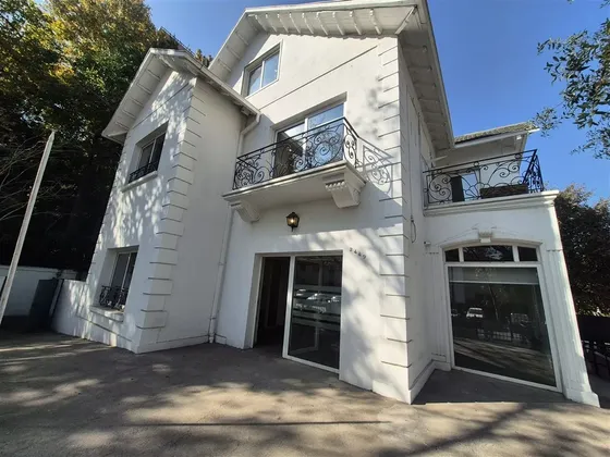 Casa Oficina En Arriendo - Carmen Sylva, Providencia