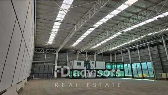 Arriendo De Bodegas En Centro Logístico 675 M2 - Chillán