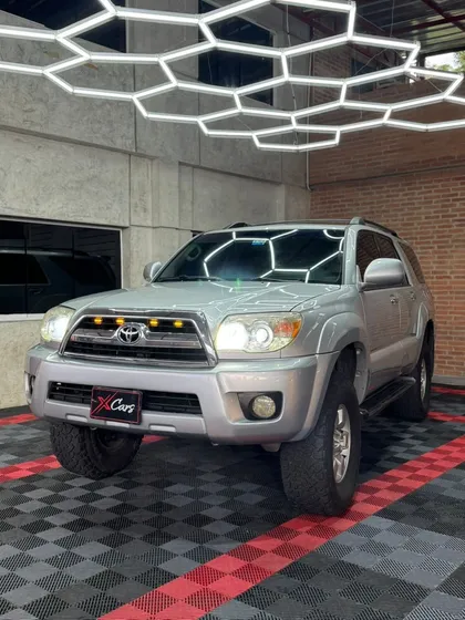 Toyota 4runner Sr5