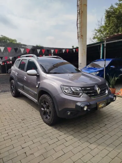 Renault Duster 1.3 Intense Cvt