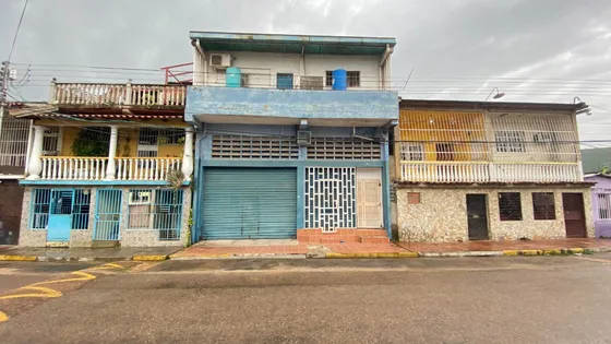 En Venta Galpon Puerto La Cruz Sector Tierra Adentro