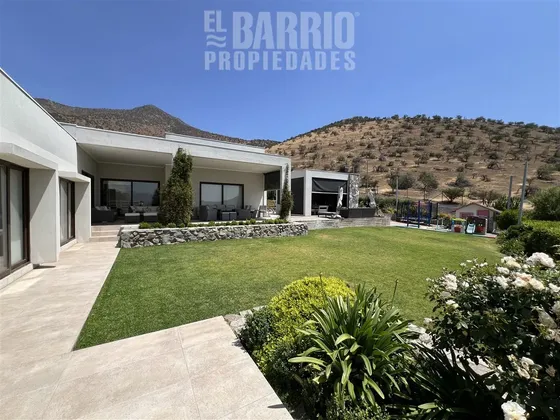 Parcela En Venta Mediterránea En Chamisero, Chicureo, Colina