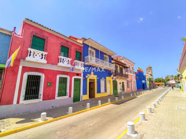 En Venta Hermosa Posada Turística Casco Histórico Puerto Cabello Carabobo. Dc-235271