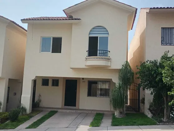 Casa En Renta En Alta California Tlajomulco