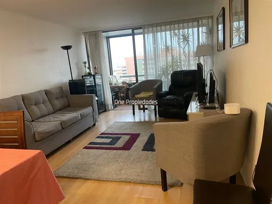 Dpto En Arriendo De 3 Dorm. 2 Baños . 2 Estac. Vitacura