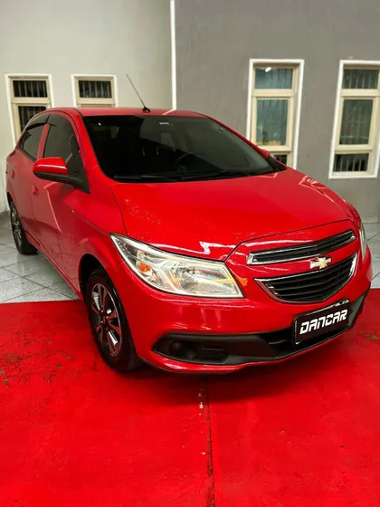 Chevrolet Onix Hatch Lt 1.0 8v Flexpower 5p Mec.