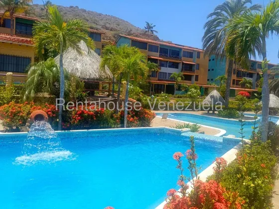 Venta De Acogedor Apartamento Con Vista Al Mar, Pampatar. Margarita. Dm