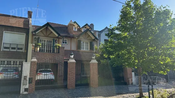 Casa - Banfield Oeste