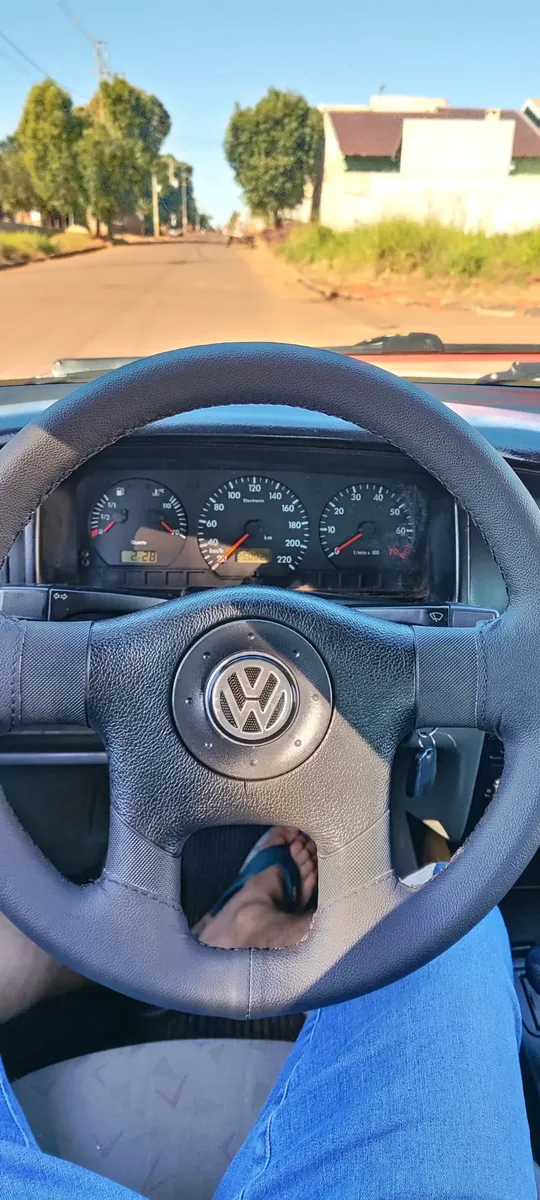 Volkswagen Santana 2000 1.8 4p Gasolina — foto 8