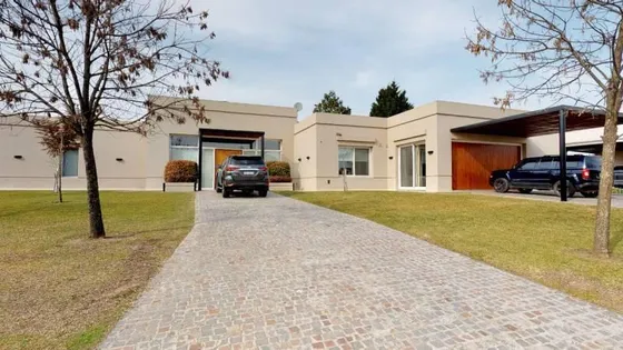 Venta Casa En Pilará Barrio La Berlina| Mallmann Propiedades