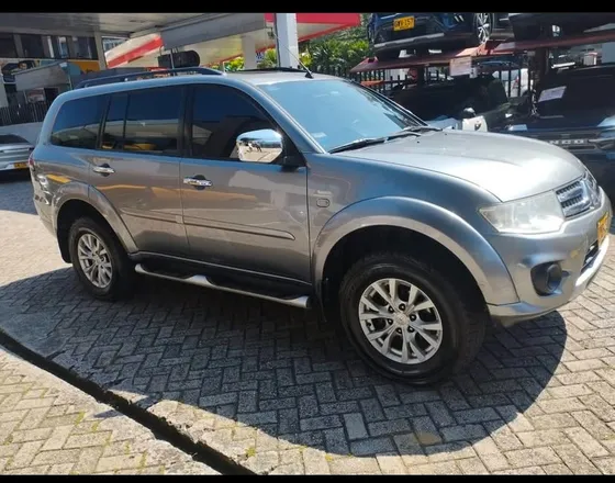 Mitsubishi Nativa 3.5l