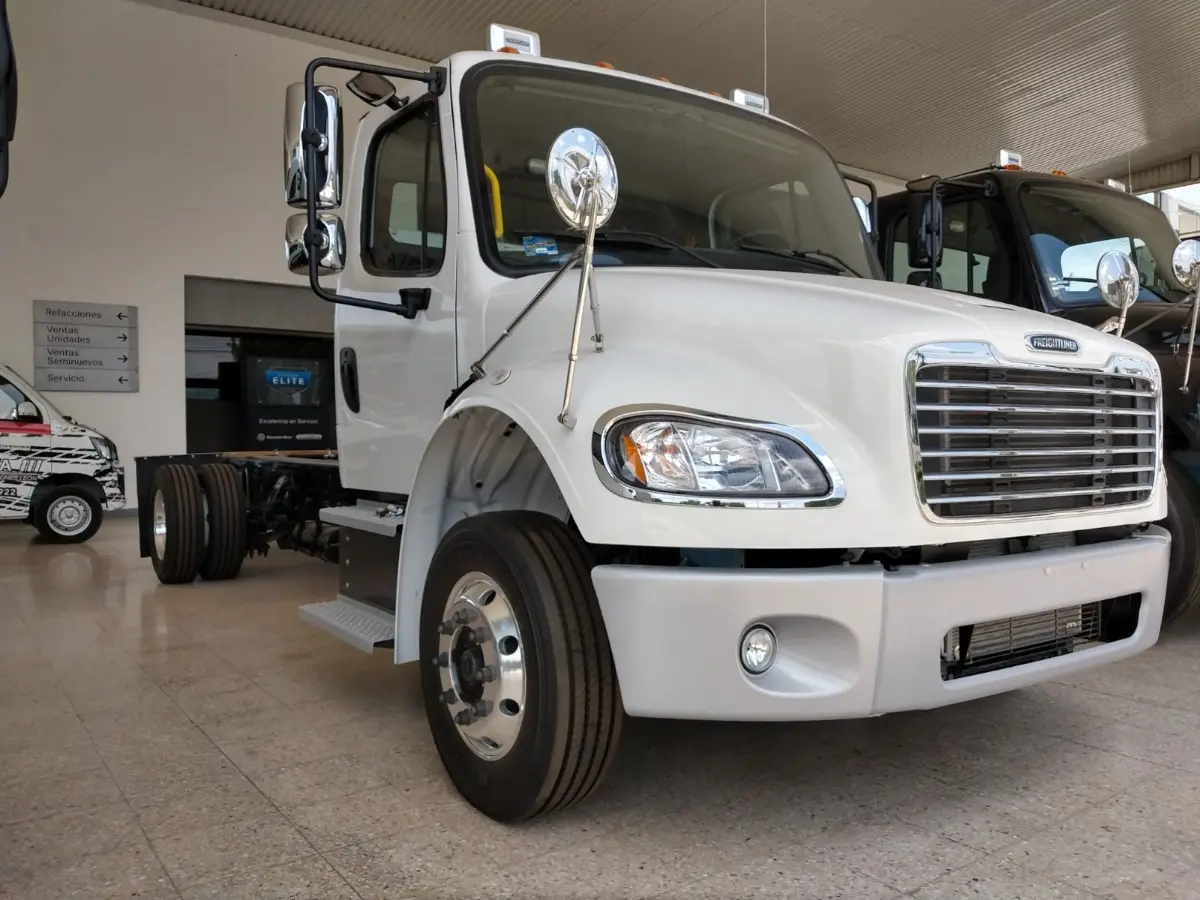 Rabon Freightliner M2 25k Epa10 Cap 7ton Einmediata Em