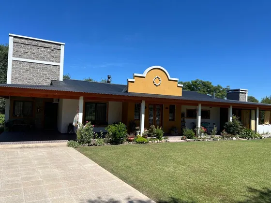 Venta De Casa Con Hermosas Vistas A Las Sierras En Villa General Belgrano ¡oportunidad!